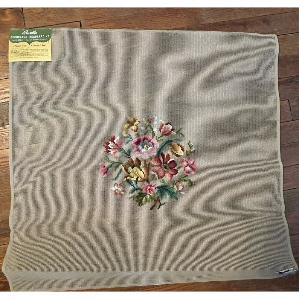 Vtg Bucilla Decorator Wool Tapestry‎ Needlepoint Antique Canvas Floral 27"x27"
